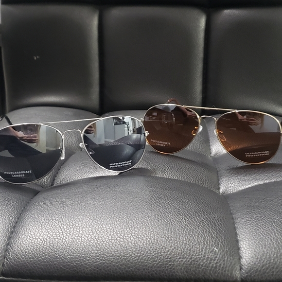 TWO PACK Aviators Gold and Silver Frames - Picture 3 of 6